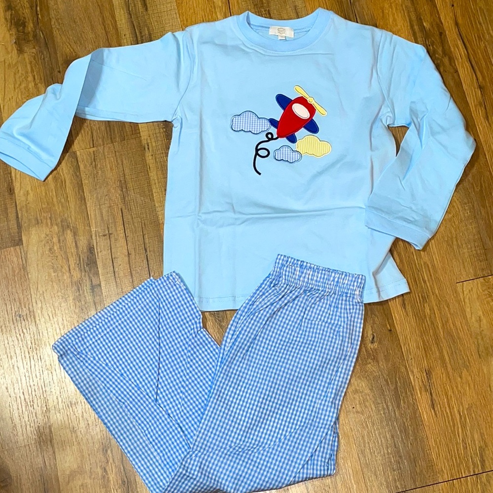 ✈️ airplane boys outfit